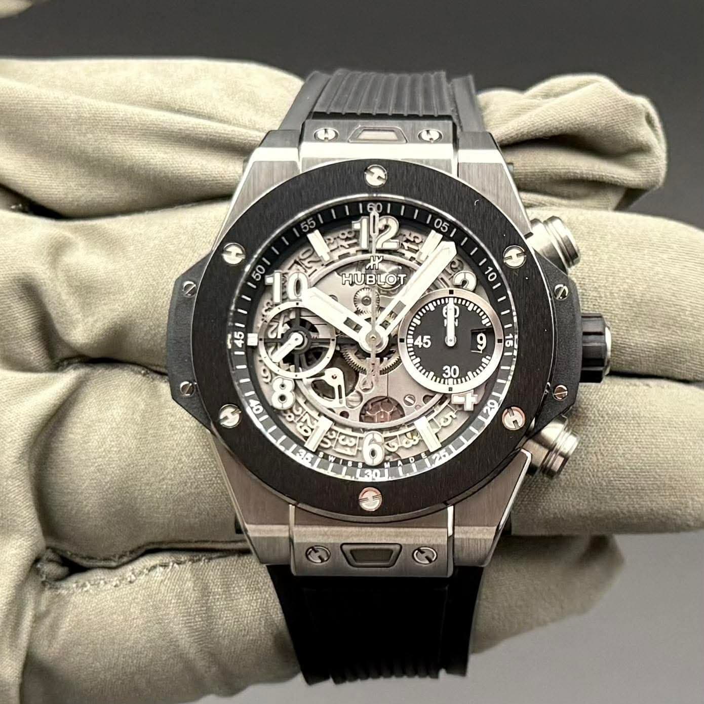 Hublot Big Bang Unico Titanium Ceramic - view 2