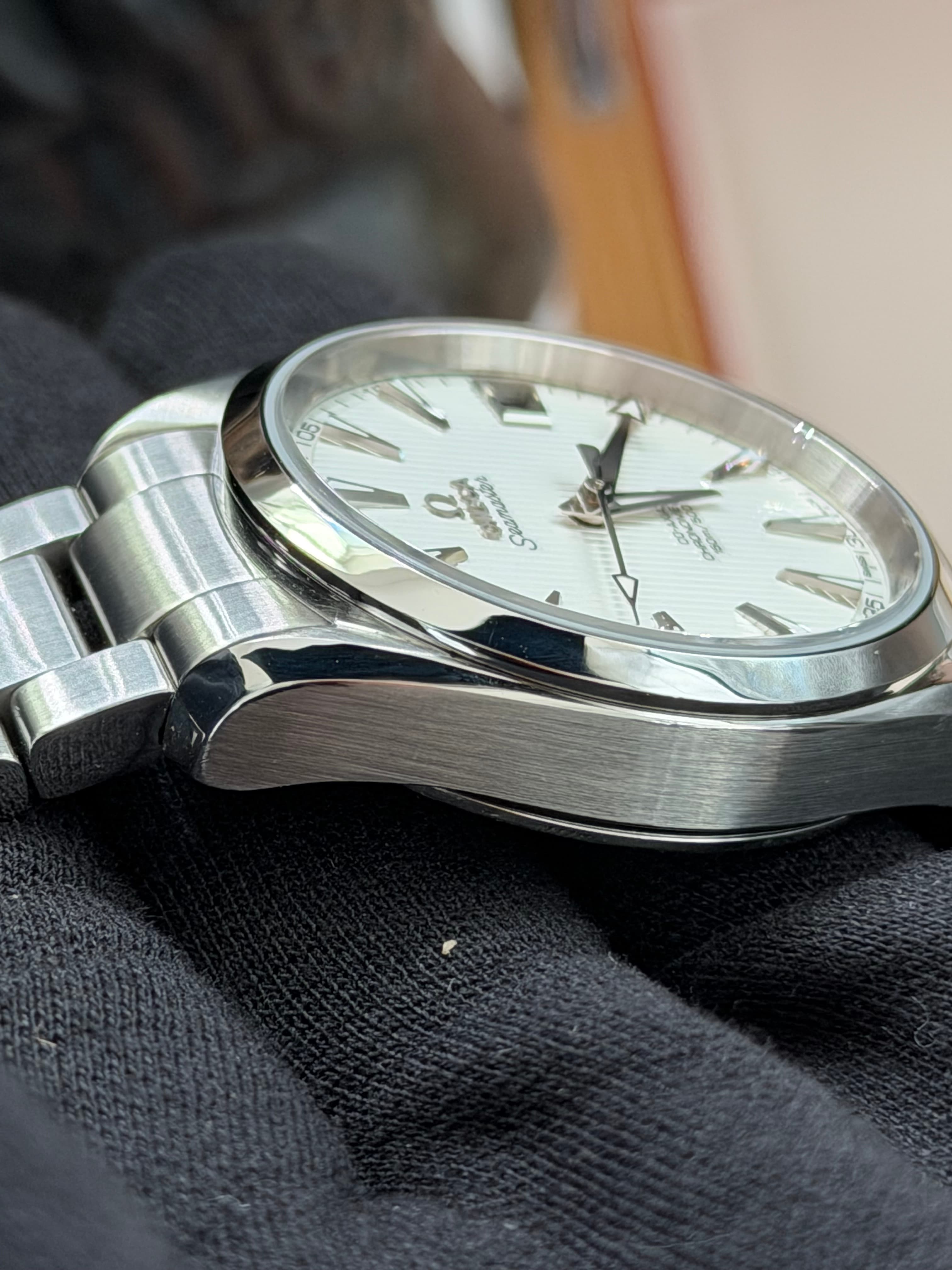 Omega Seamaster Aqua Terra - view 8