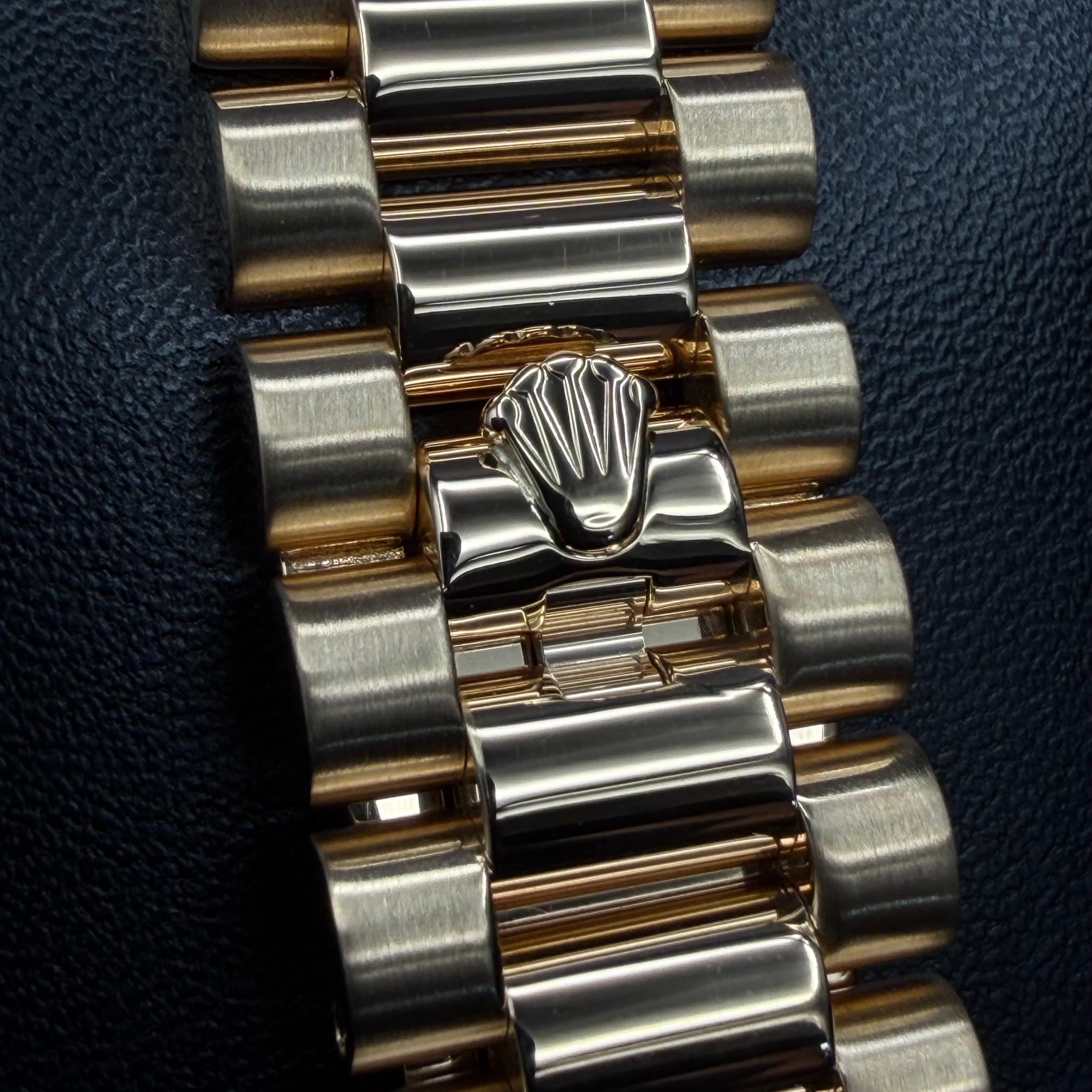 Rolex Day Date President Gold Meteorite Dial - view 17