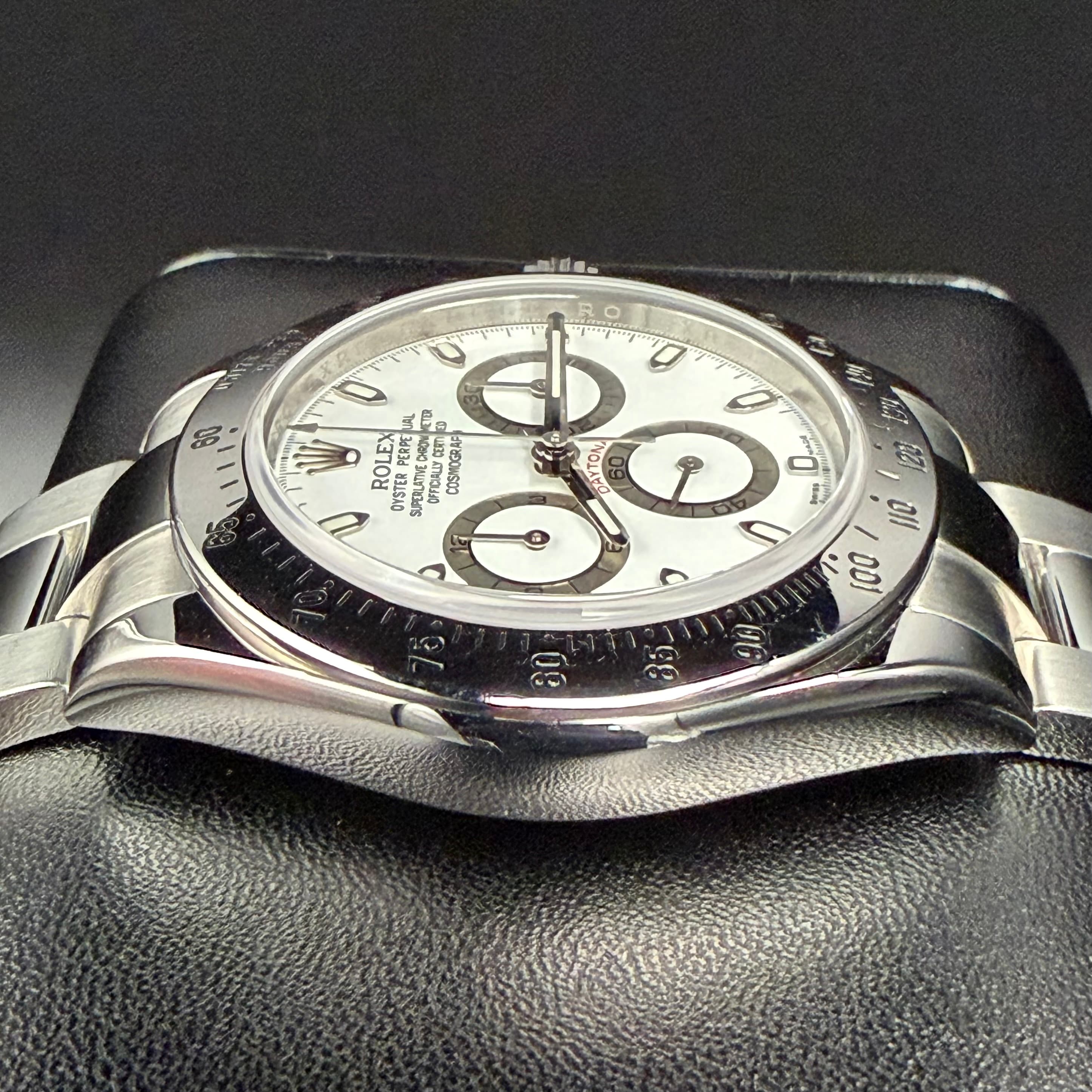 Rolex Daytona Panda APH dial - view 9