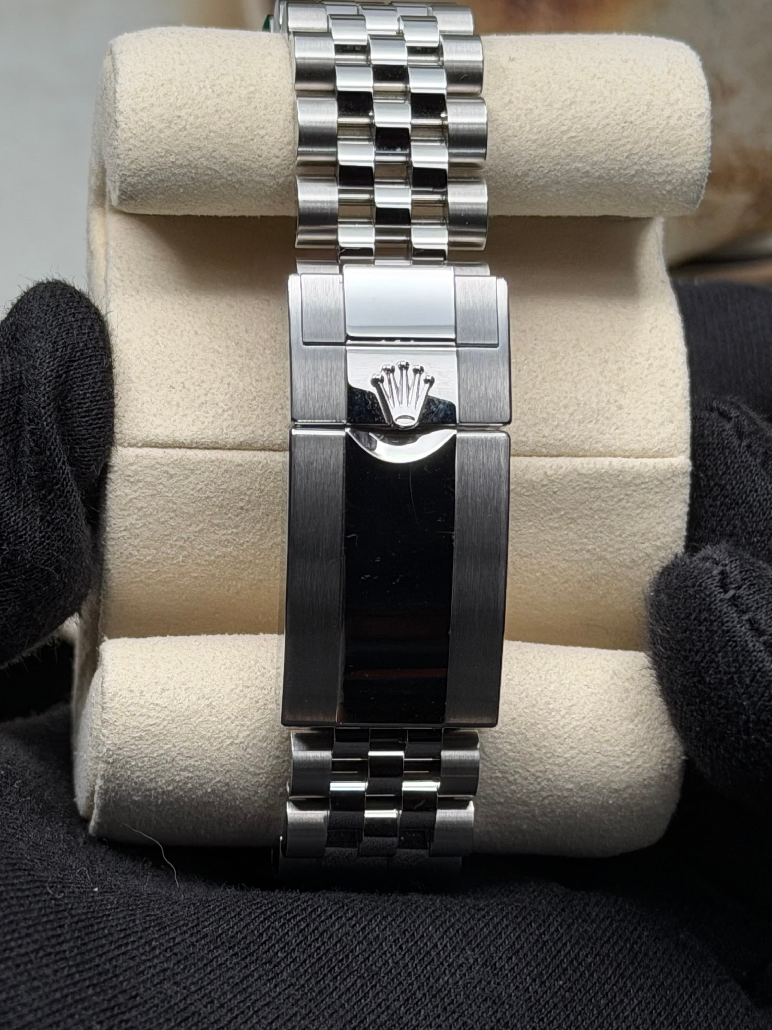 Rolex GMT‑Master II “Bruce Wayne” - view 12