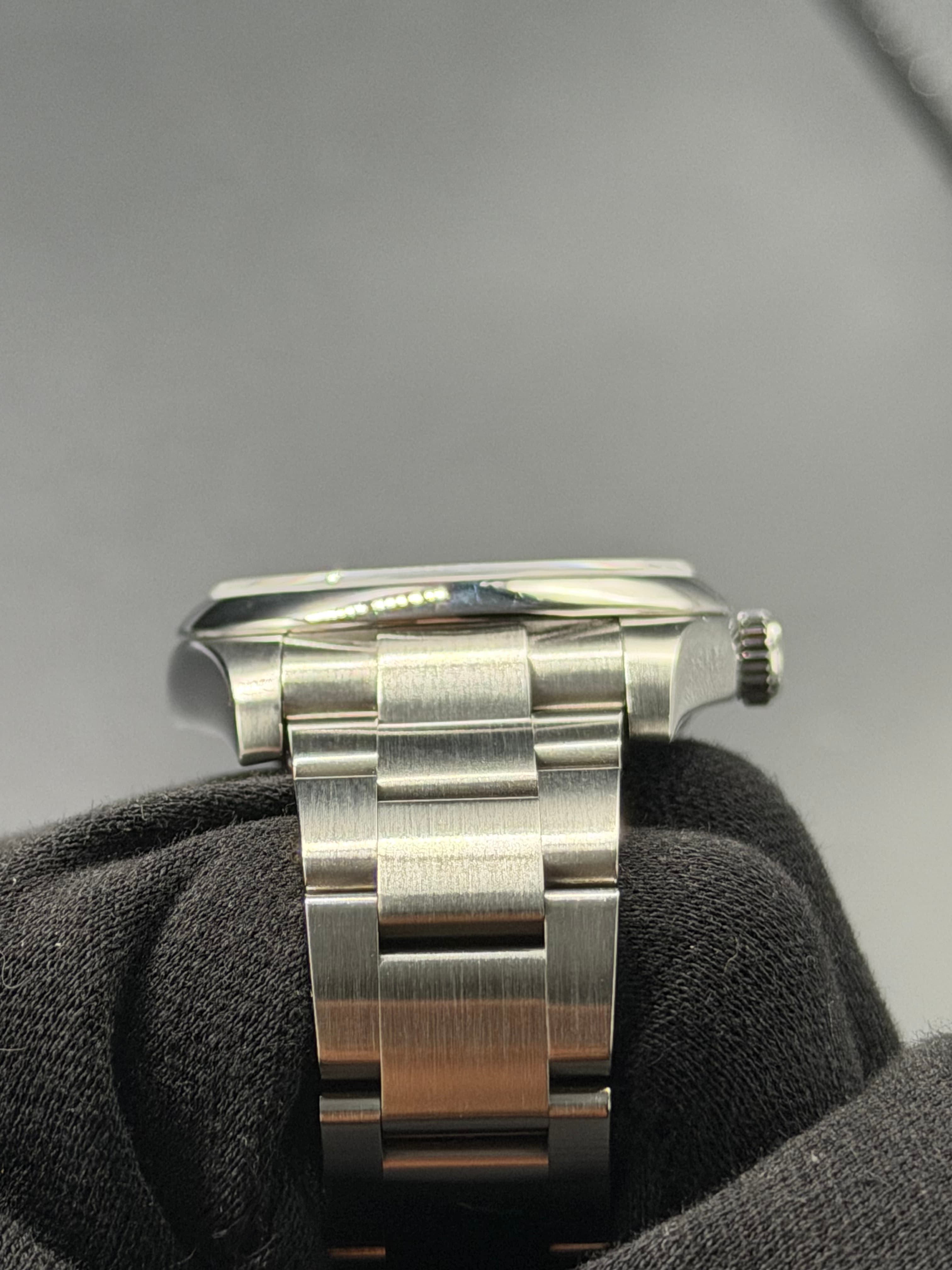 Rolex Oyster Perpetual - view 20