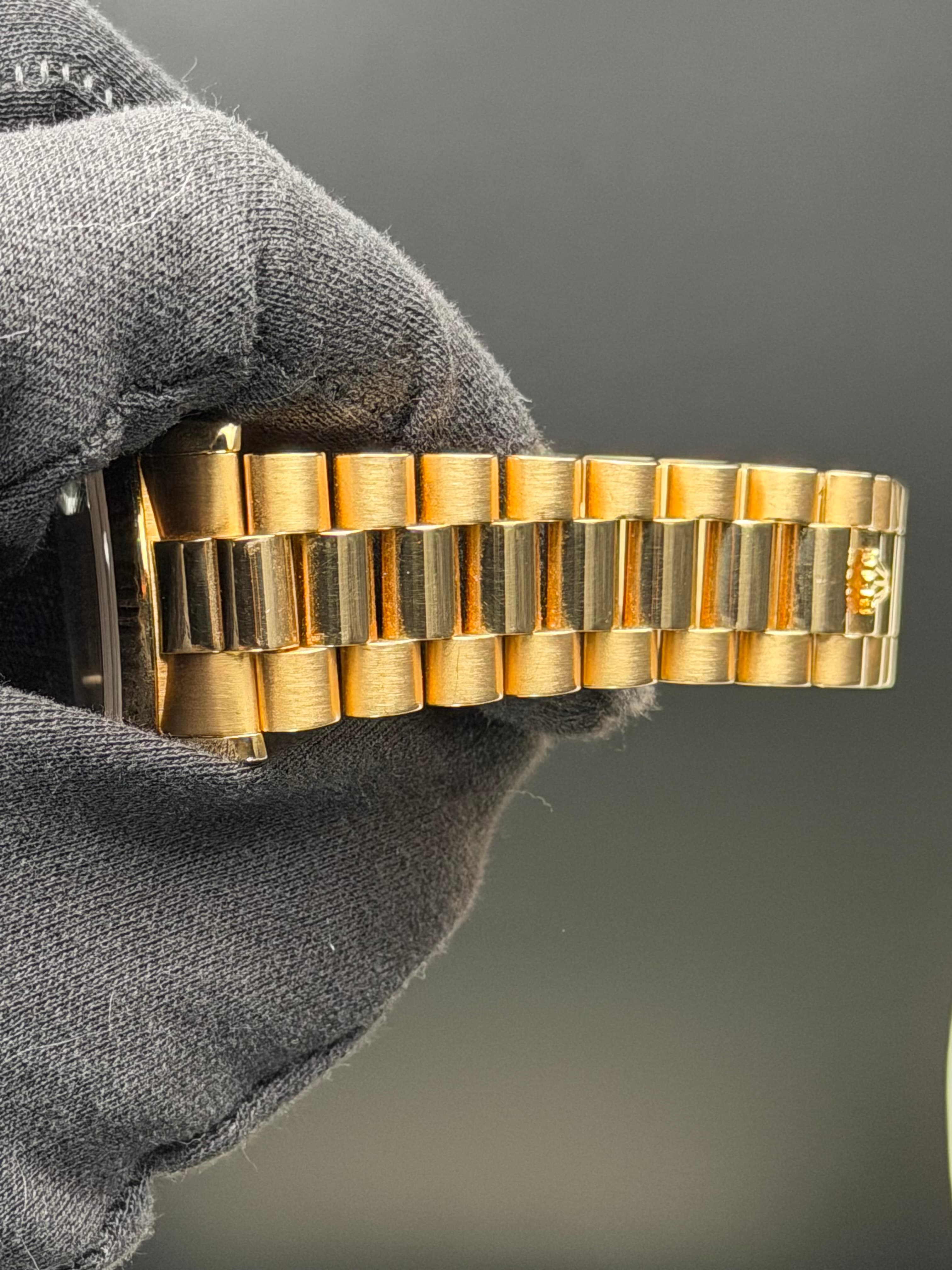 Rolex Oyster Perpetual Day Date PRESIDENTIAL - view 24